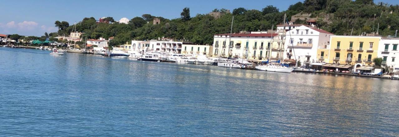 Riva Destra Maison d'hôtes Ischia