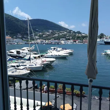Casa Vacanze Riva Destra Hotel Ischia Exterior photo
