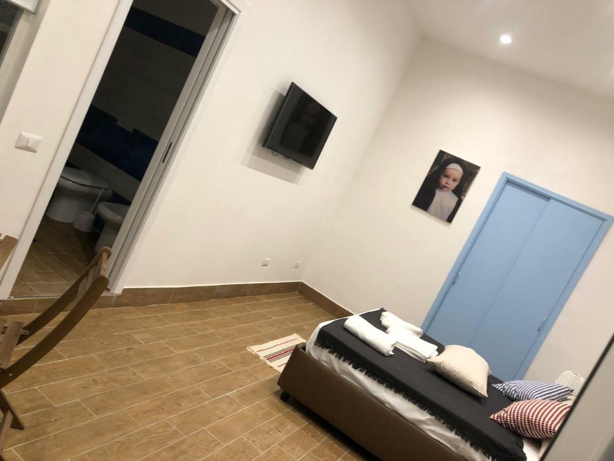 Riva Destra Guest house Ischia